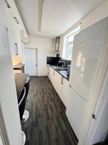Bright & Cozy Private Room Near Bristol City Centre Hotel in Bristol