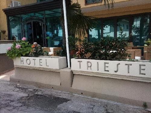 Hotel Trieste RICCIONE Hotel in Riccione