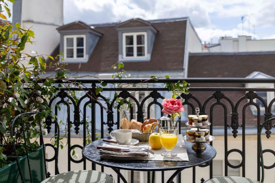 Hotel Aubepine Hotel in Paris