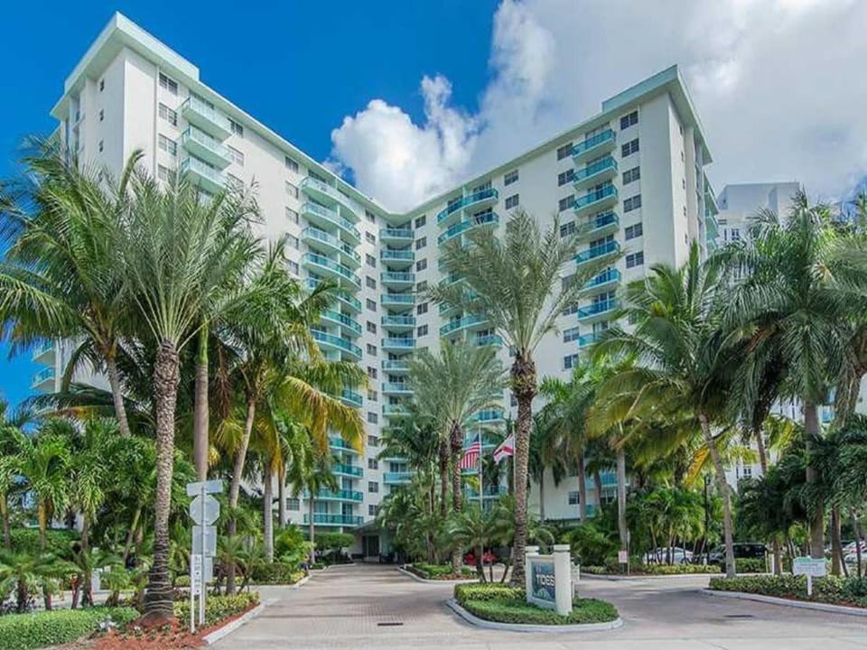 The Tides on Hollywood Hotel in Hollywood Beach