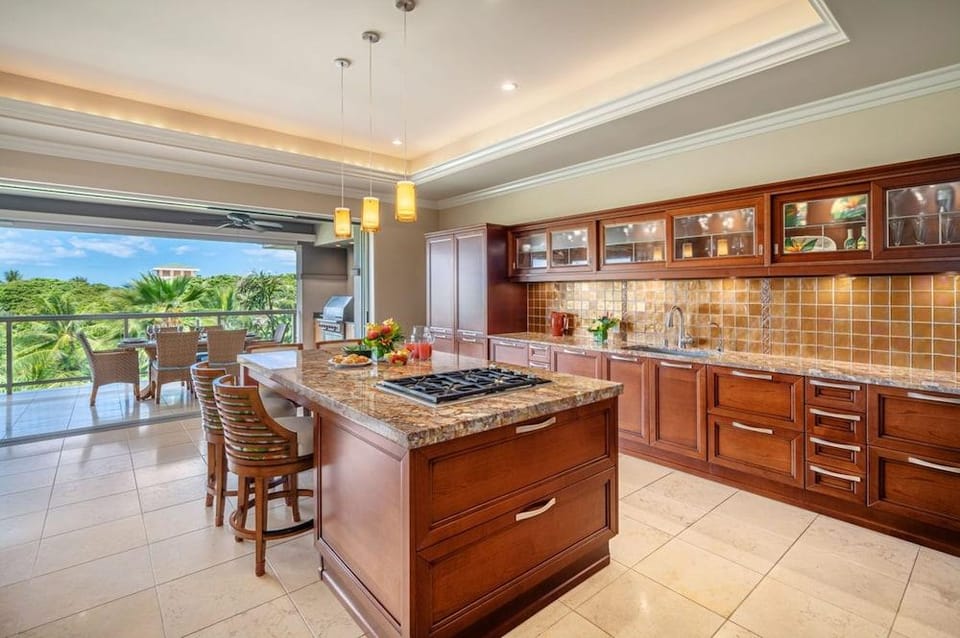 Hoolei Residences - CoralTree Residence Collection Hotel in Wailea