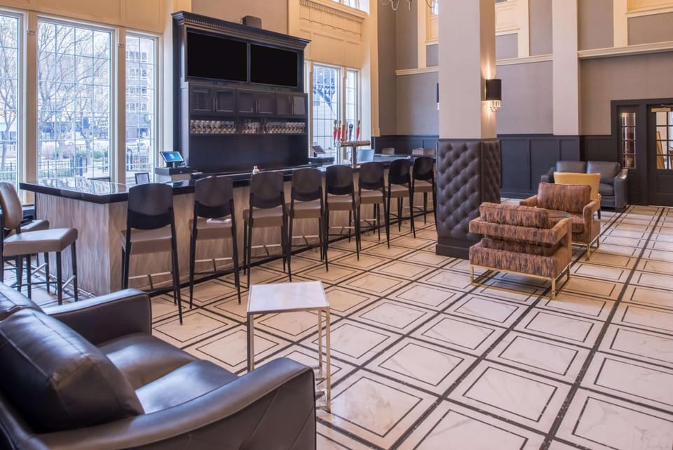 Bar/lounge