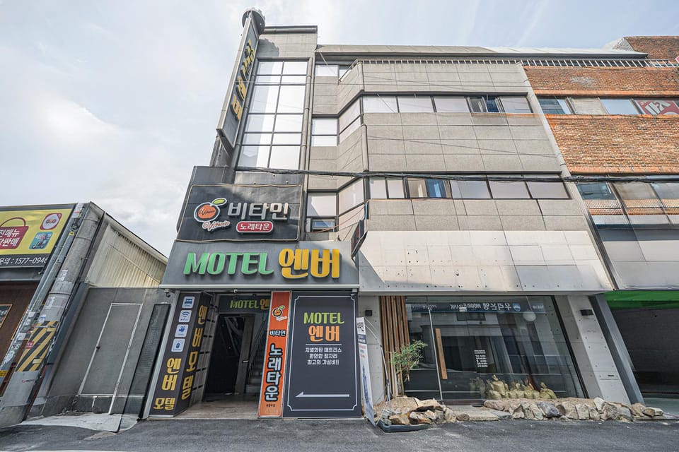 Gumi Indong Enver Motel in South Korea