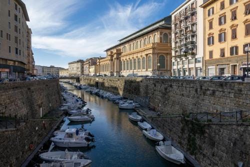 b&b Luce Livorno centrale Hotel in Livorno