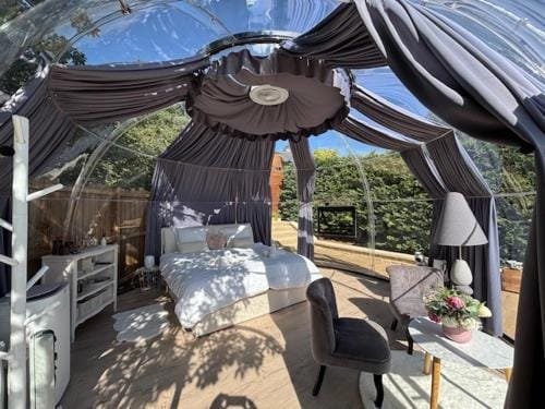 Bulle StelleA 26 m2, SPA Privatif au domaine CollineA Hotel in Auvergne-Rhône-Alpes