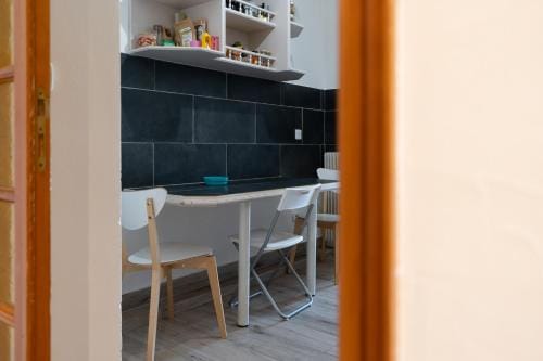 Guest House La Nicoise Hotel in Nice
