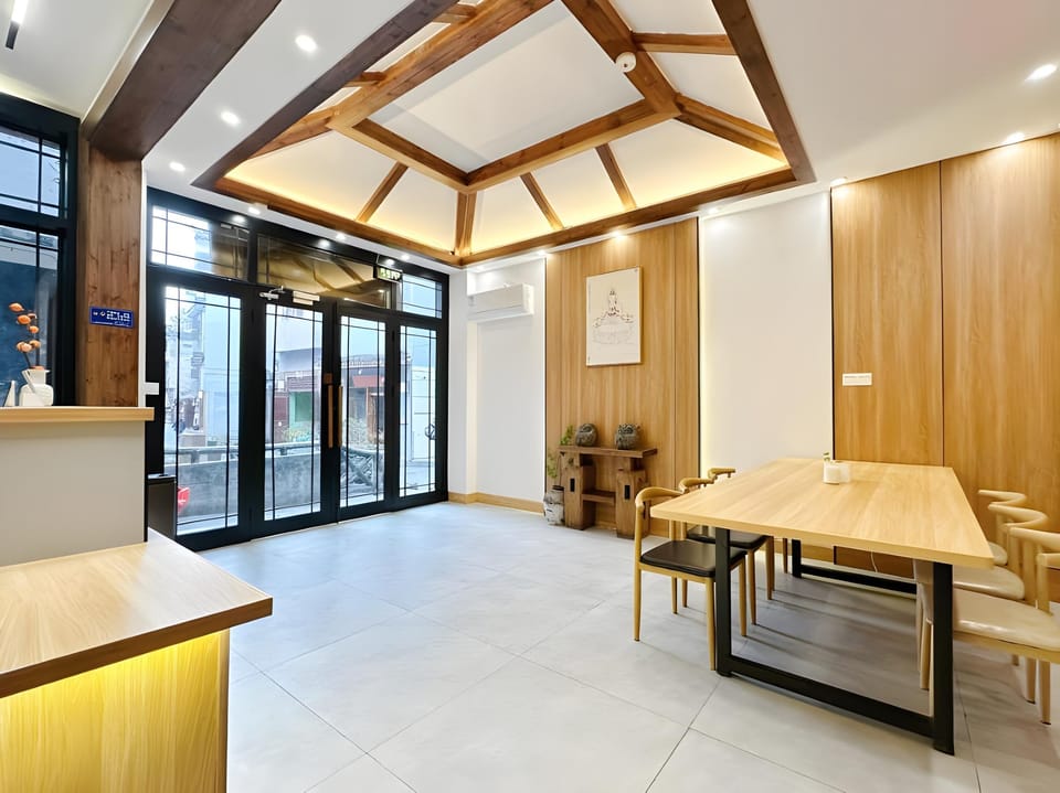 Phoenix Haven Hotel in China
