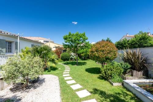 La roulotte de Valou Hotel in Provence-Alpes-Côte d'Azur