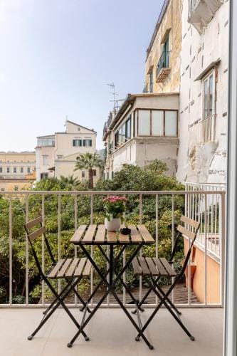 Riviera Collection - Rooms and Suites Hotel in Naples