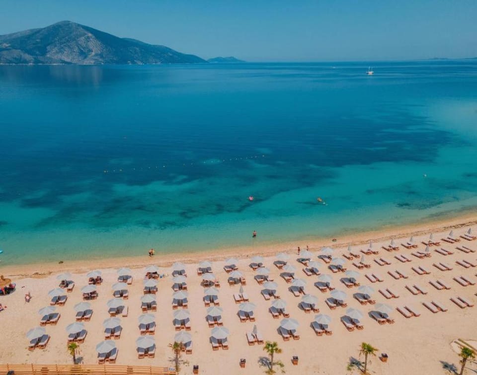 Hotel 4Palmat Hotel in Vlorë County, Albania