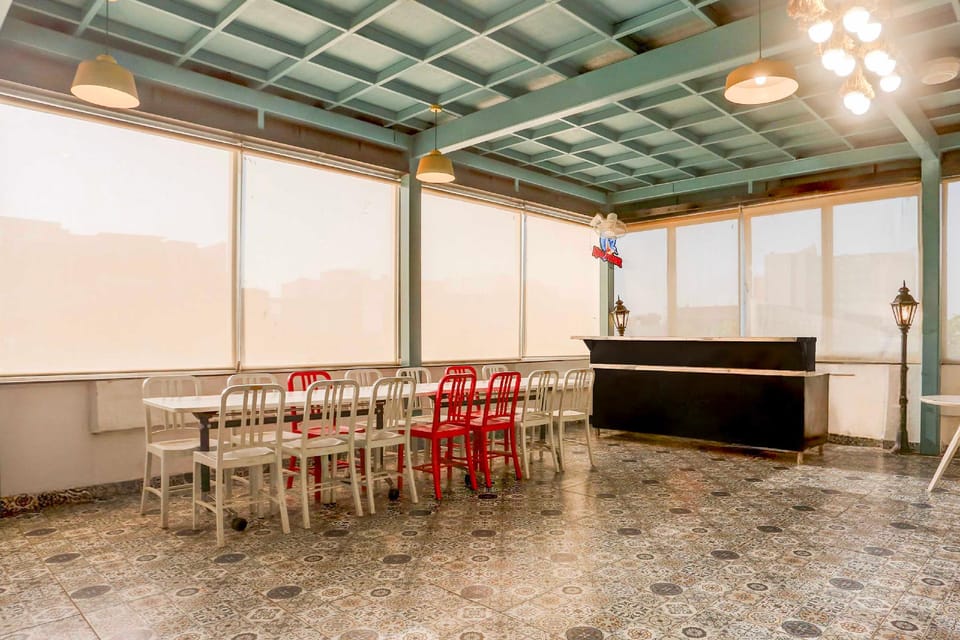 Townhouse Oak Sushant Lok Phase 1 Hotel in Gurugram