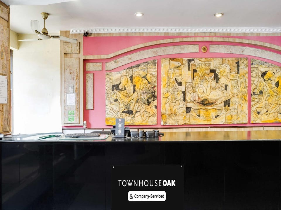 Townhouse Oak Jabalpur Rani Durgavati Museum Hotel in India