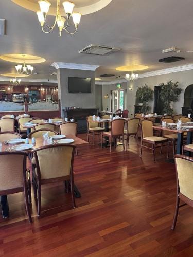 The Villa Hamilton Hotel in Hamilton