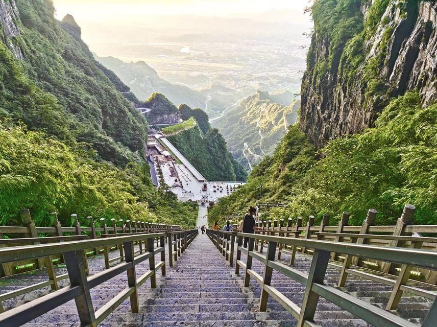 Floral Hotel· · time language hotel Hotel in Hubei
