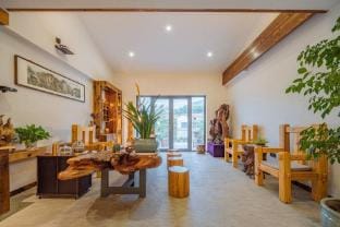 Floral Hotel·Nanshan bamboo sea deep stream source root art people Hotel Hotel in Zhejiang