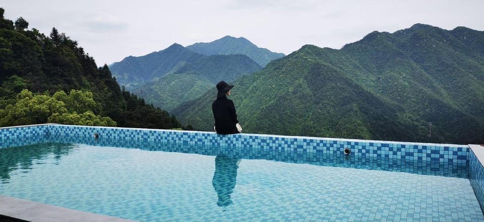 Yisu Yuntai Juzhu B&B (Qianjiangyuan National Park Taihuishan Observation Deck) Hotel in Zhejiang