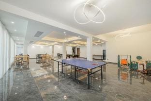 Yunshang Grassland·Anji Jiyi Starry Sky Pool Linxi Hot Spring Holiday Home Hotel in Hangzhou