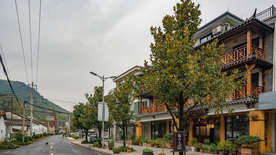 Floral Hotel · Anji Feng Ting Ju Hotel Hotel in Hangzhou