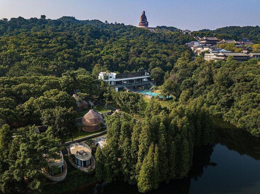 Xinsu 24li Resort Hotel in Guangzhou