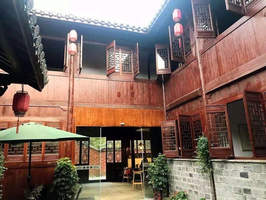 Floral Hotel · Jingu Spring Hotel (Wuhu Xihe Ancient Town Store) Hotel in Zhejiang