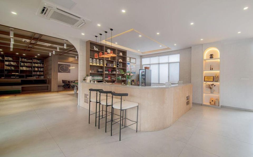 Fuguang Anji Tea Garden View Hot Spring Holiday Meisu (Zhebei Grand Canyon Branch) Hotel in Hangzhou