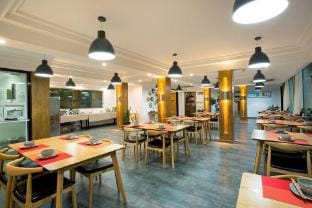 Naxiang Garden Hostel Hotel in Hangzhou