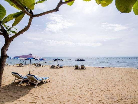 Abacus Villa Hotel in Pattaya City