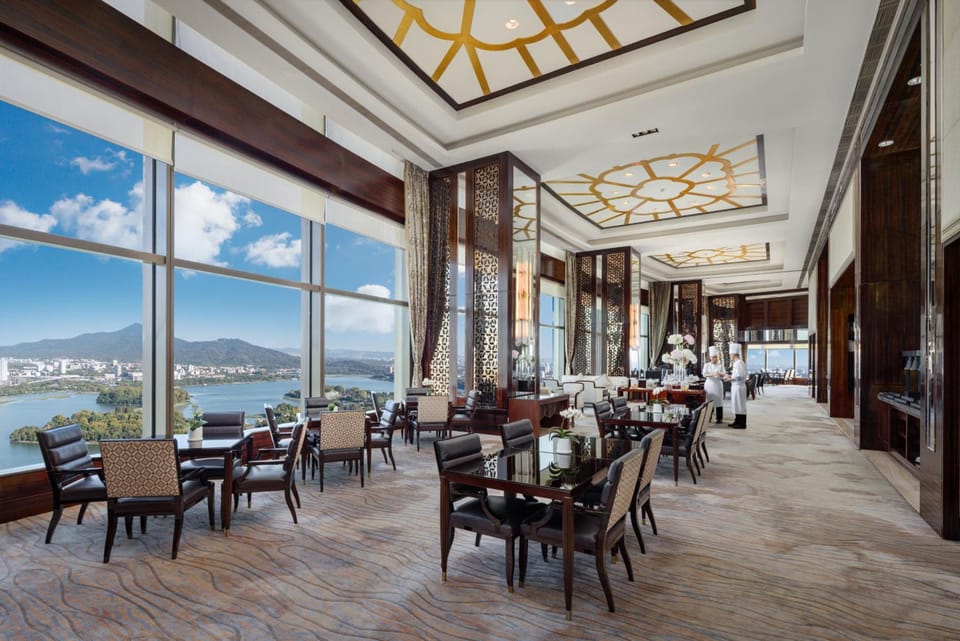 Shangri-La Nanjing Hotel in Nanjing
