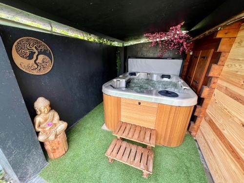 Chambre independante avec jacuzi et climatisation Hotel in Haute-Savoie