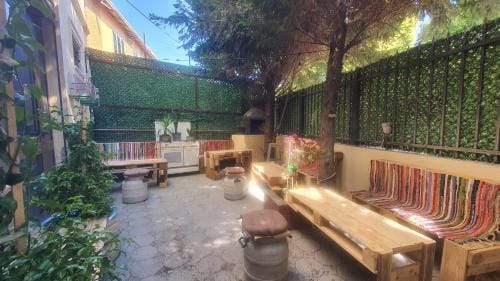 Helios Hotel&Hostel Hostel in Montenegro