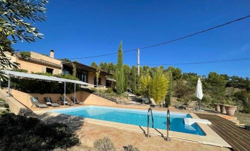 Villa Ferus Piscine chauffee chambres d'hotes Hotel in Buis-les-Baronnies
