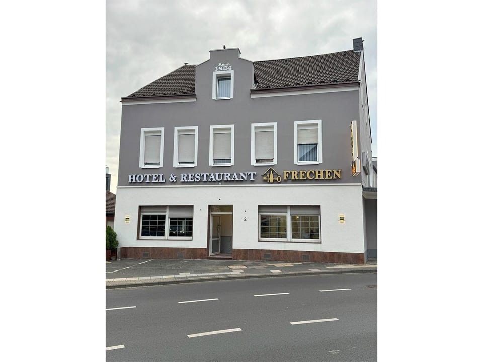 Hotel & Restaurant Frechen Hotel in Cologne