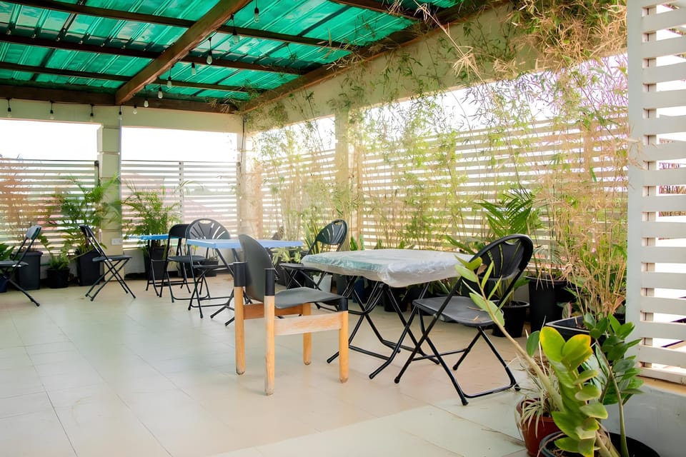 rising star shortlet Hotel in Accra