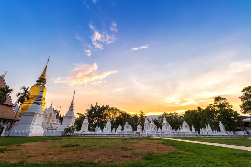蓝天旅馆  Blue sky hotel Bed and Breakfast in Chiang Mai