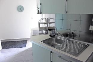 Fifty Shades of Blue 10 sec to sea 5PL 2BD 2BA Hotel in Crete