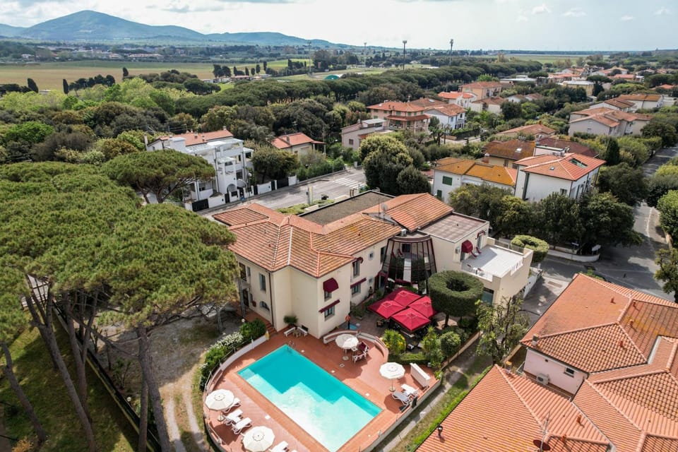 Hotel Kon Tiki Hotel in San Vincenzo
