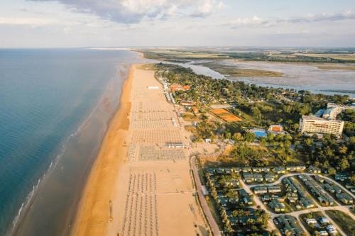 Renovated stay by the shore Hotel in Bibione