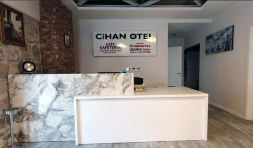 Ayvalik Cihan Otel Hotel in İzmir Province