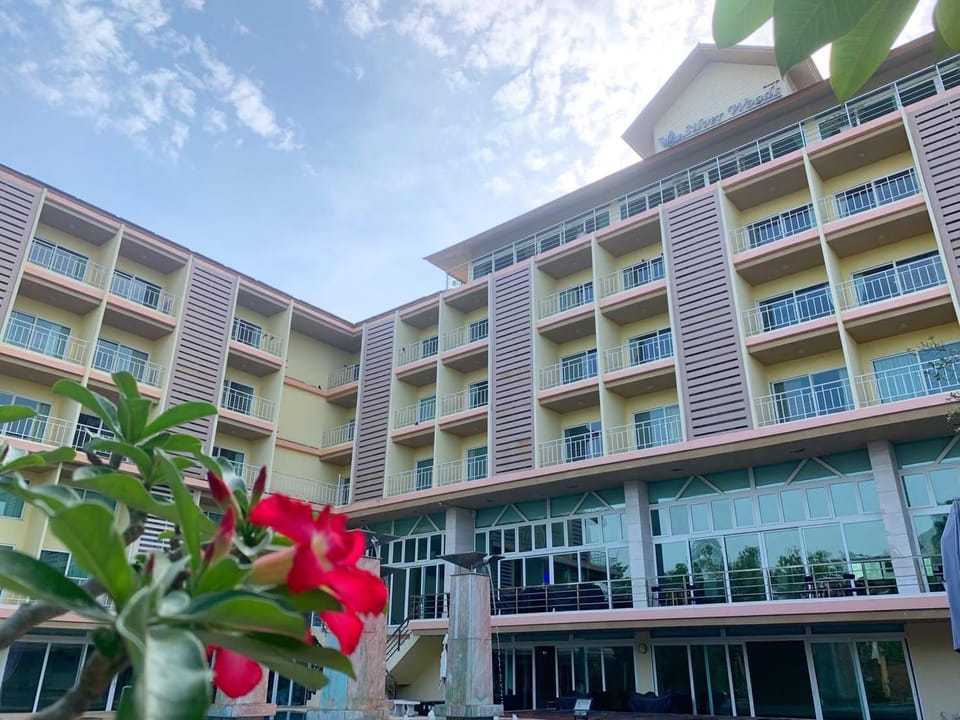Silver woods Resort Hotel in Laos