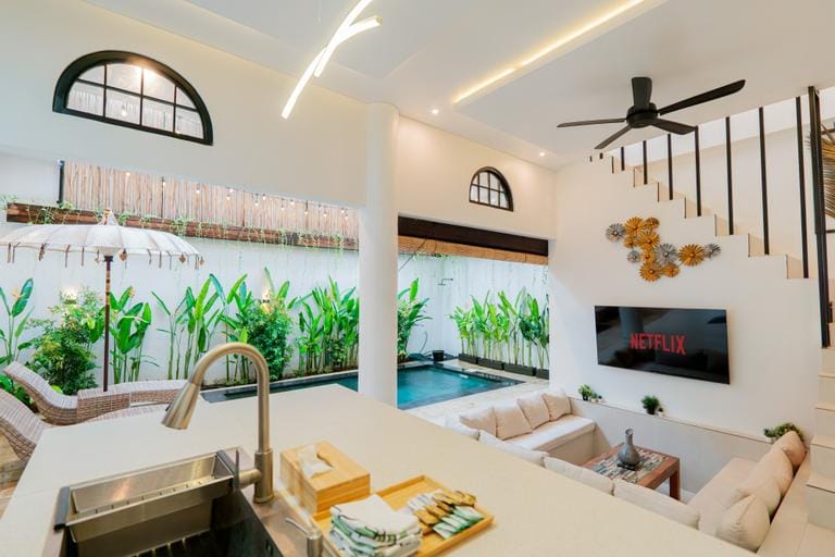 Danbi Villa By Bali Cabin Hotel in North Kuta