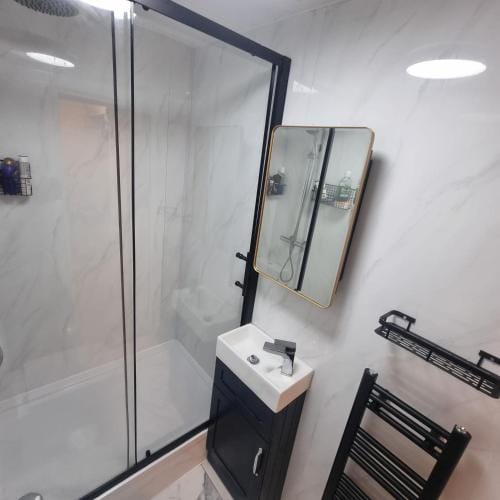 Comfortable Double Room in the Heart of Camden, Great Location Hotel in London Borough of Islington