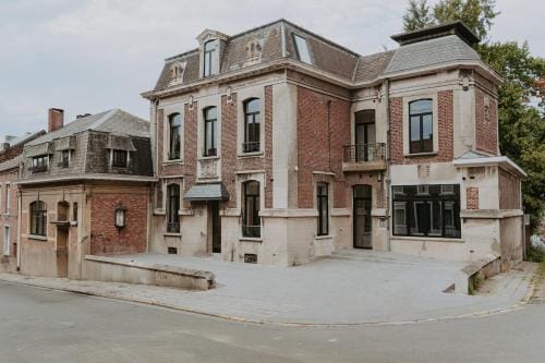 Biloba CoLiving House Hotel in Charleroi