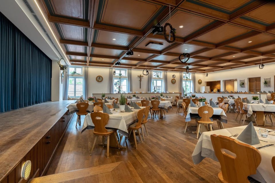 Gasthof zum Stern Inn in Murnau am Staffelsee