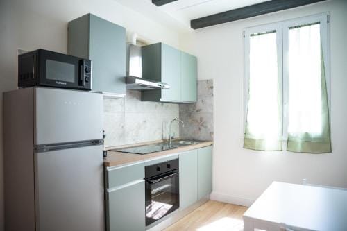 Rilievo in Venezia Hotel in Livorno