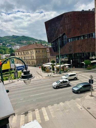 City explorer Sarajevo - The urban suite Hotel in Sarajevo