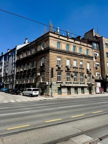 City explorer Sarajevo - The urban suite Hotel in Sarajevo