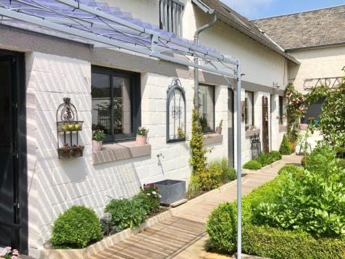 Le Grenier du Jardin Hotel in Brittany