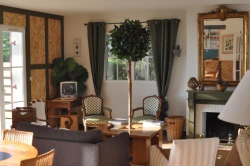 Maison d'hotes Stella Maris aux Ateliers de Piguet Hotel in Finistere
