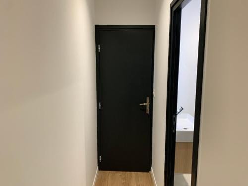 Nanterre Room Hotel in Courbevoie