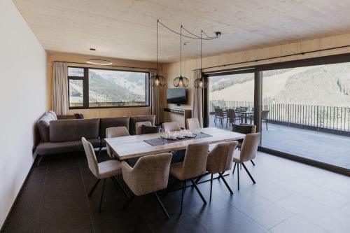 Landhaus Saalbach - Ski in & out Hotel in Saalbach-Hinterglemm